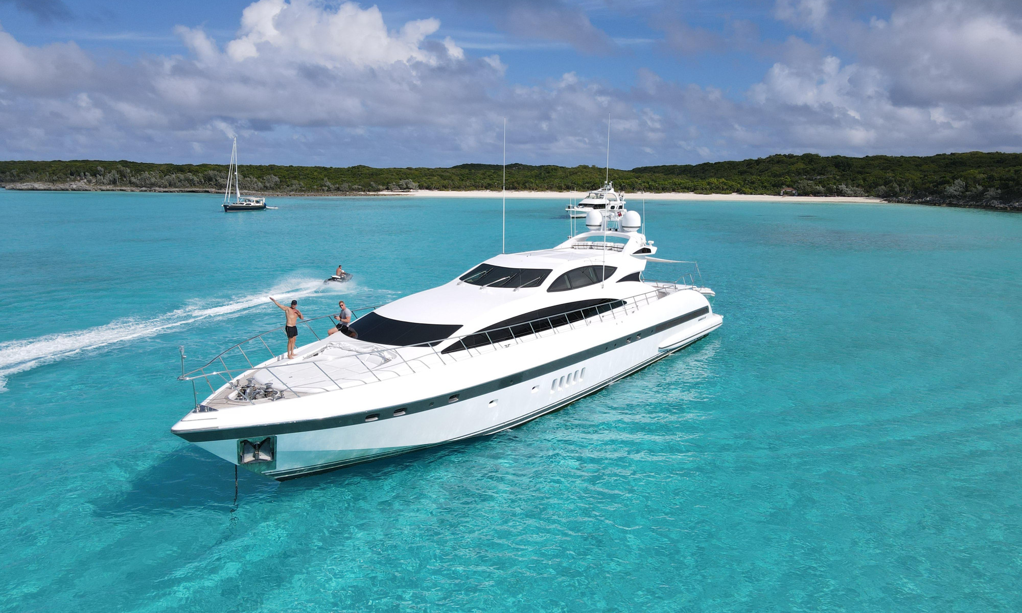 MANGUSTA 105