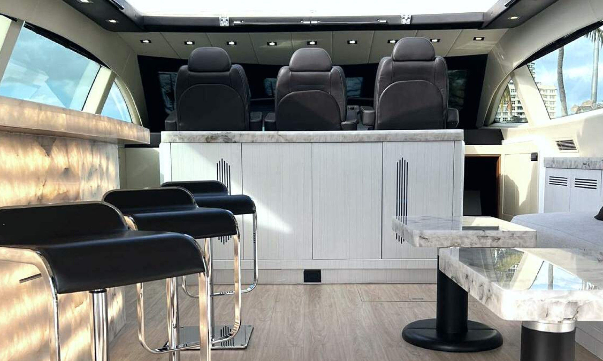 MANGUSTA 105
