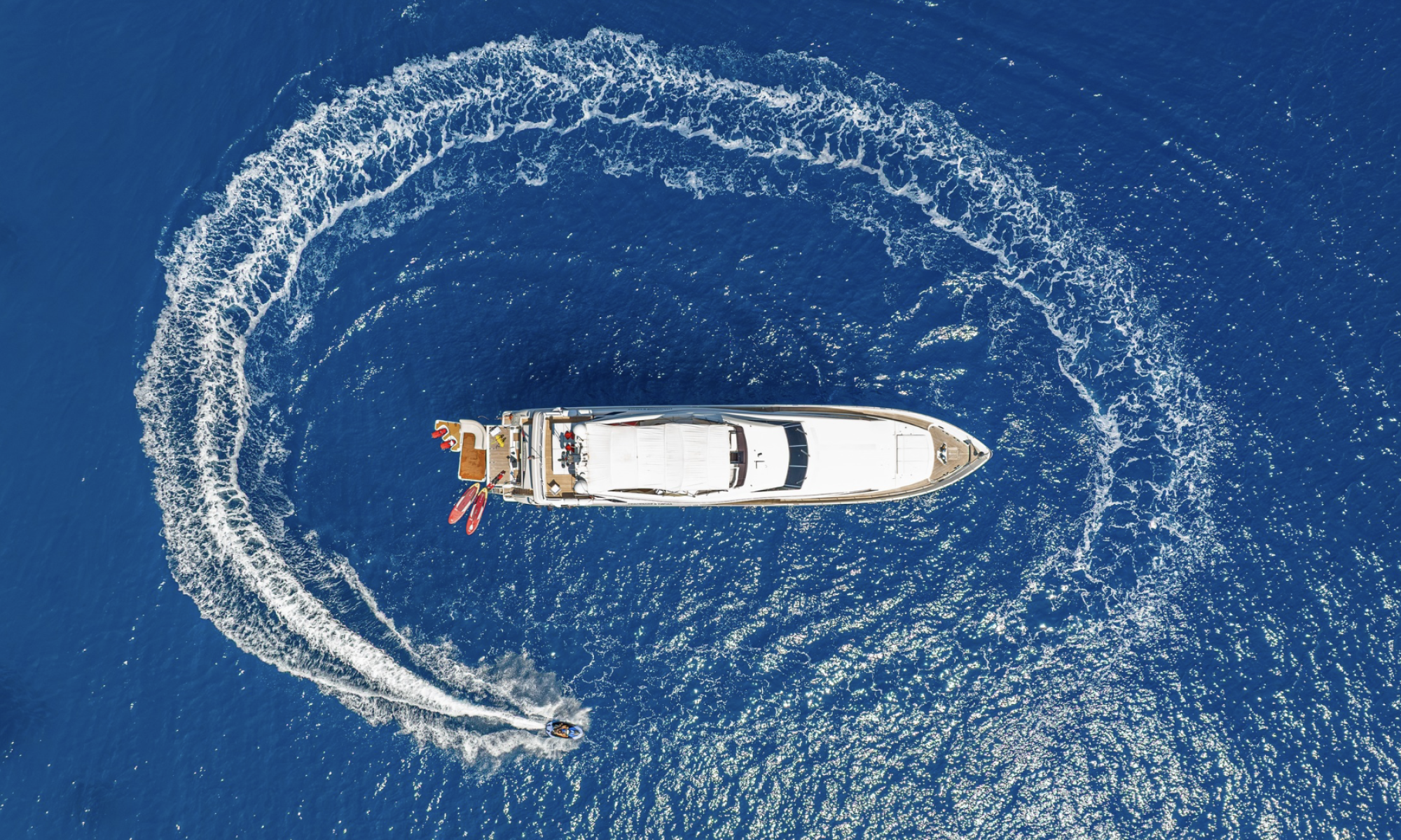 CHAMPAGNE & CAVIAR